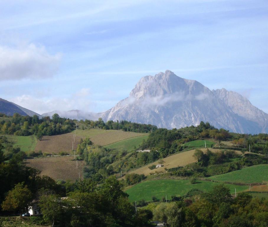 Agriturismo Lu Formaggio Hotel Castelli ภายนอก รูปภาพ